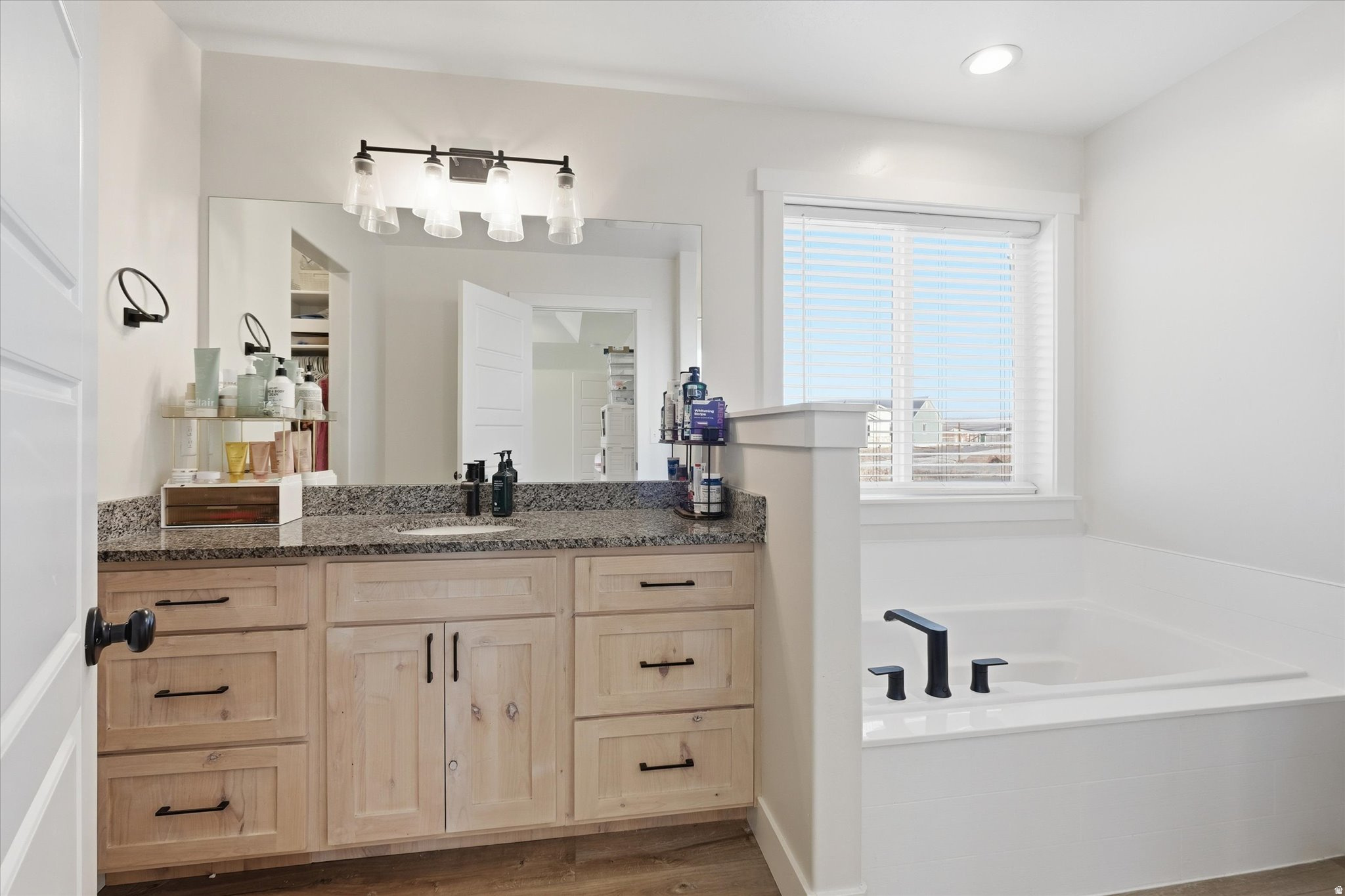 PLYMOUTH ACRES - Residential