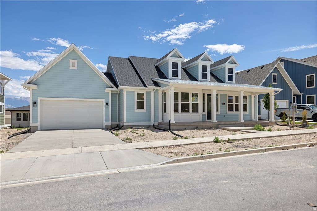 Photo of 952 S MATHILDA DR #156, Saratoga Springs, UT 84045 (MLS # 2170411)