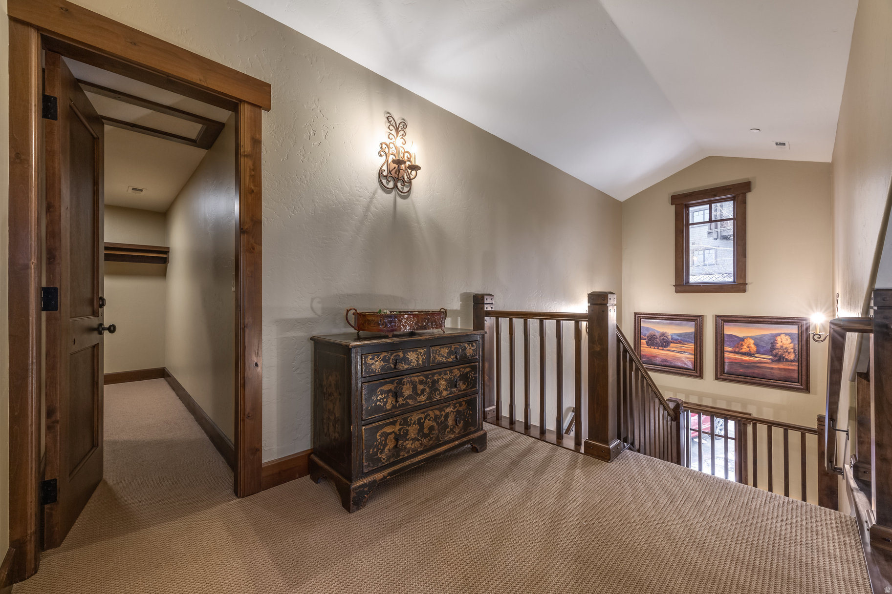 EMPIRE PASS - Residential