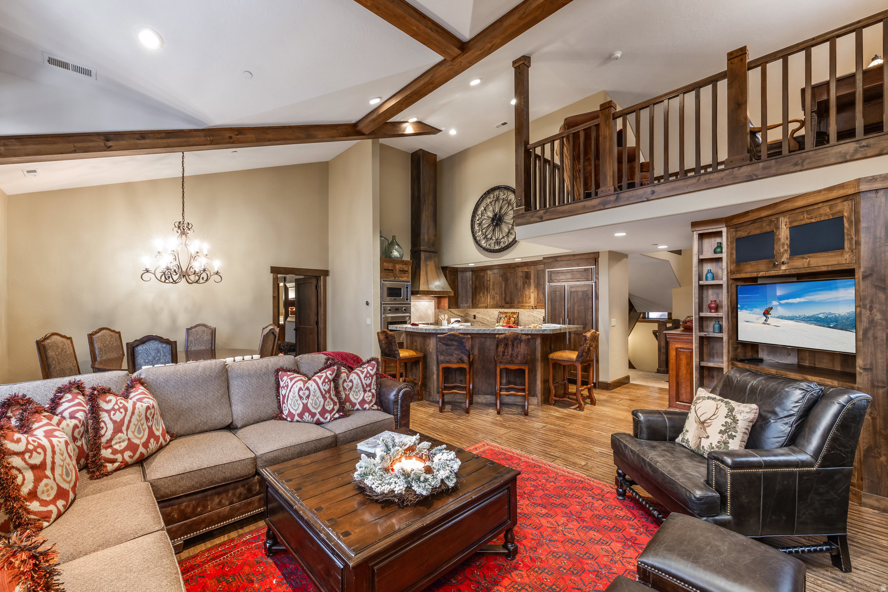 EMPIRE PASS - Residential