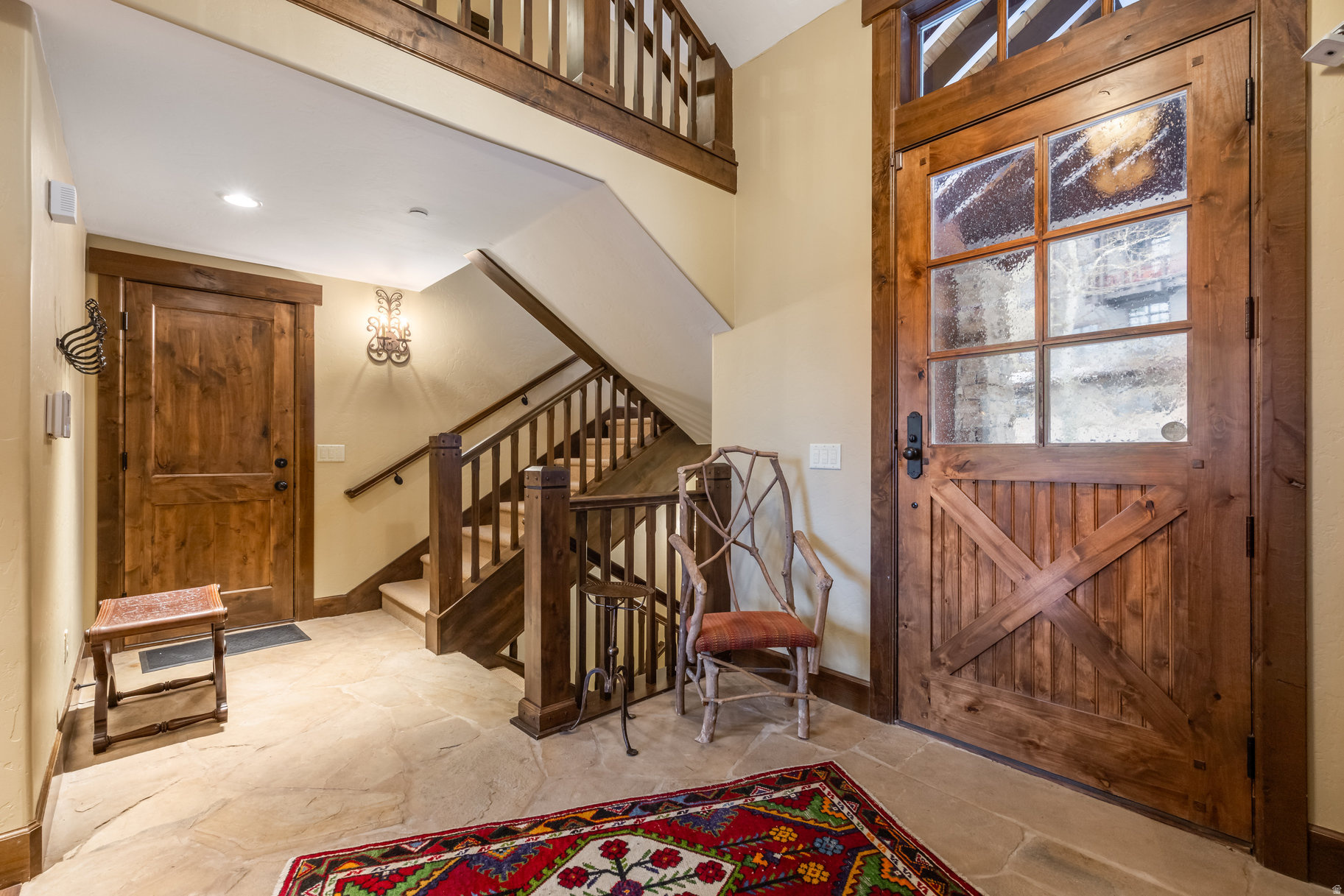 EMPIRE PASS - Residential