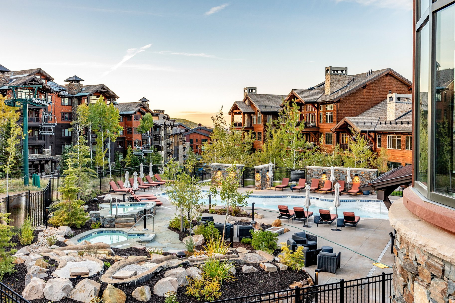 EMPIRE PASS - Residential