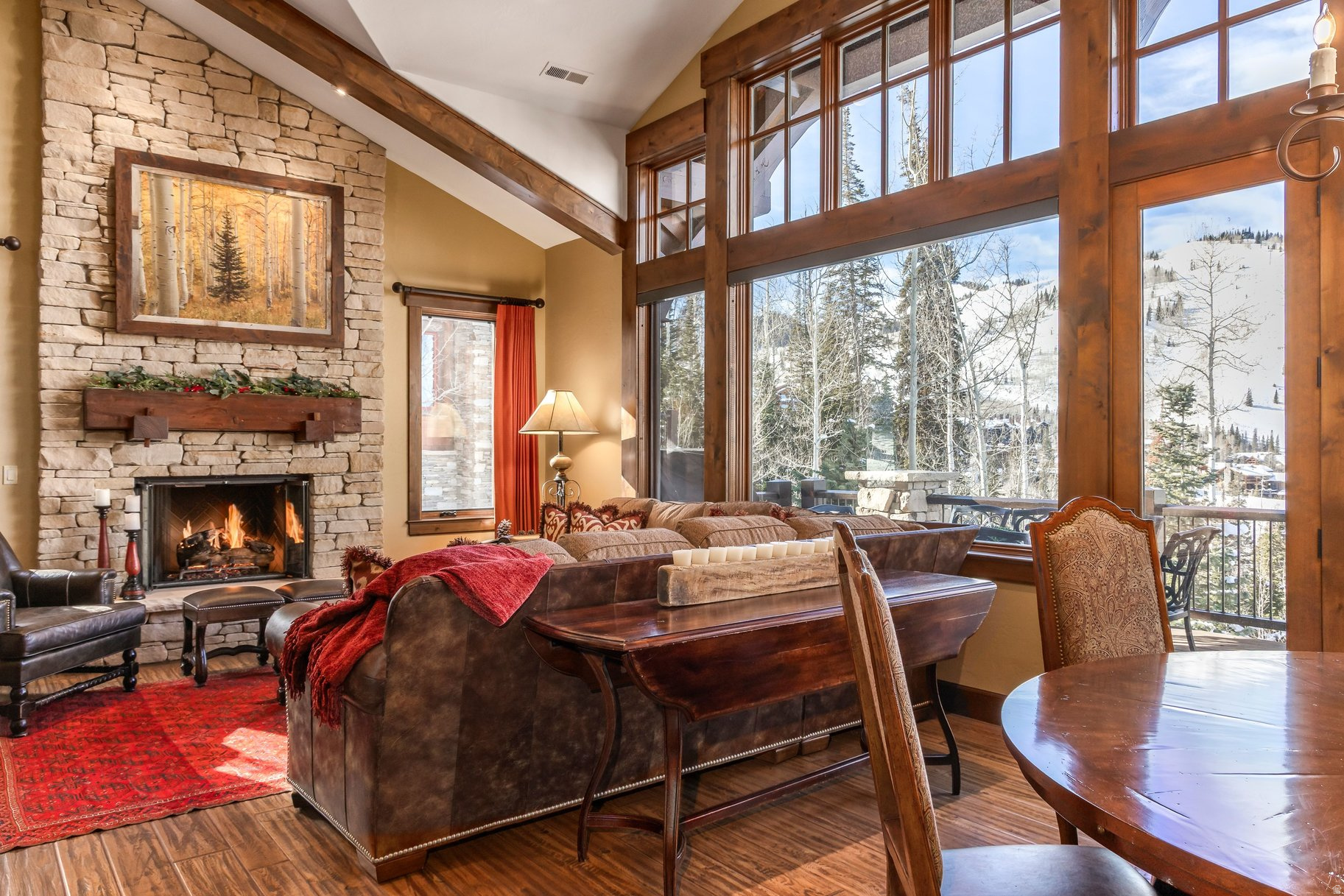 EMPIRE PASS - Residential