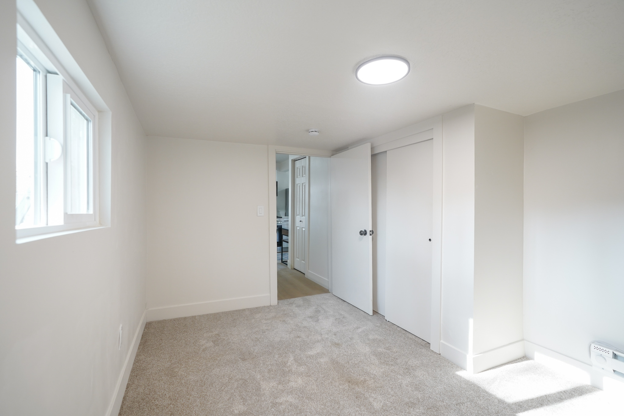 BURLINGTON - Residential