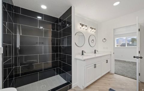 Tiny photo for 965 AMETHYST ST, Layton, UT 84041 (MLS # 2127721)