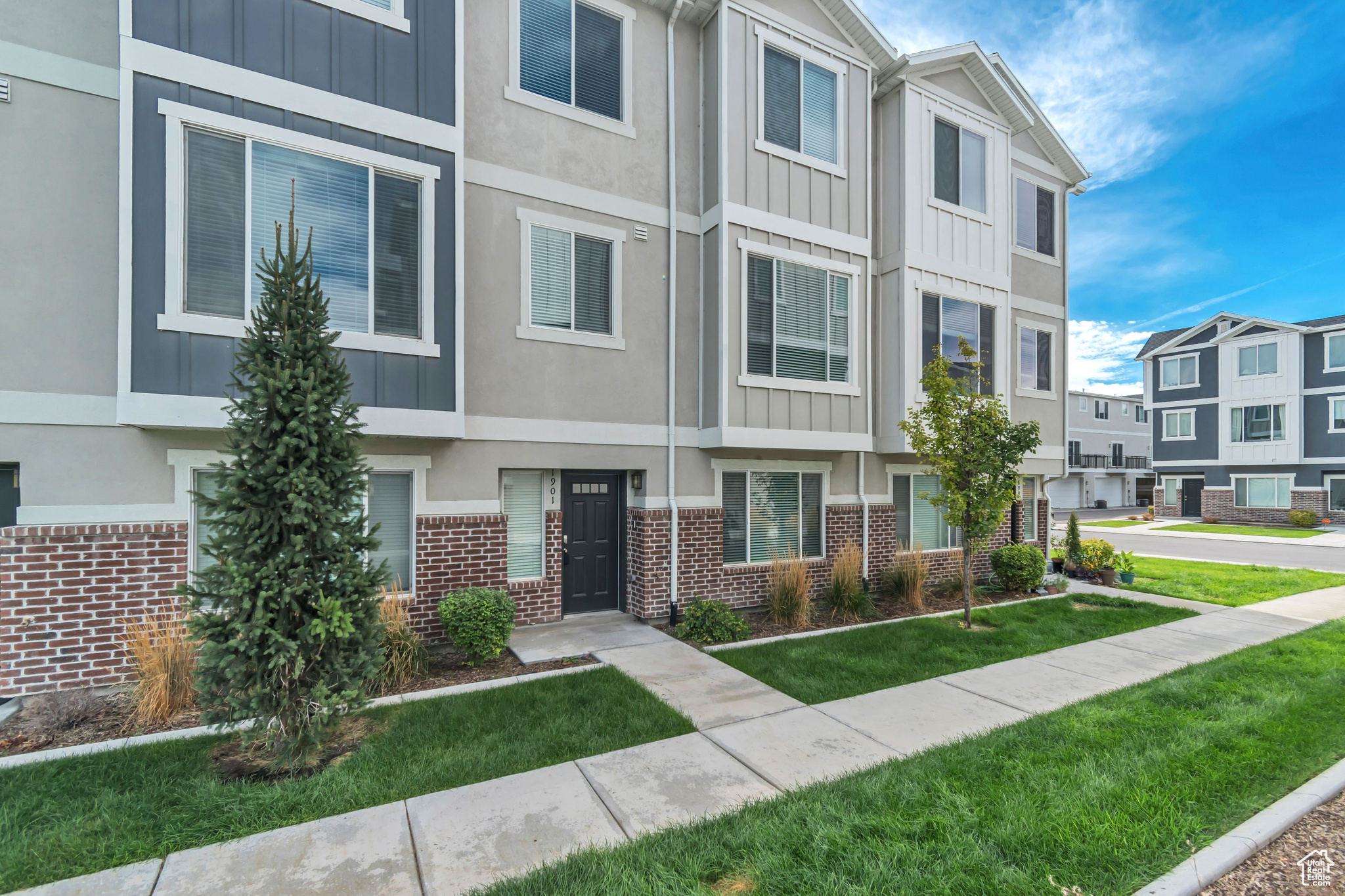 LAKEVIEW - Residential
