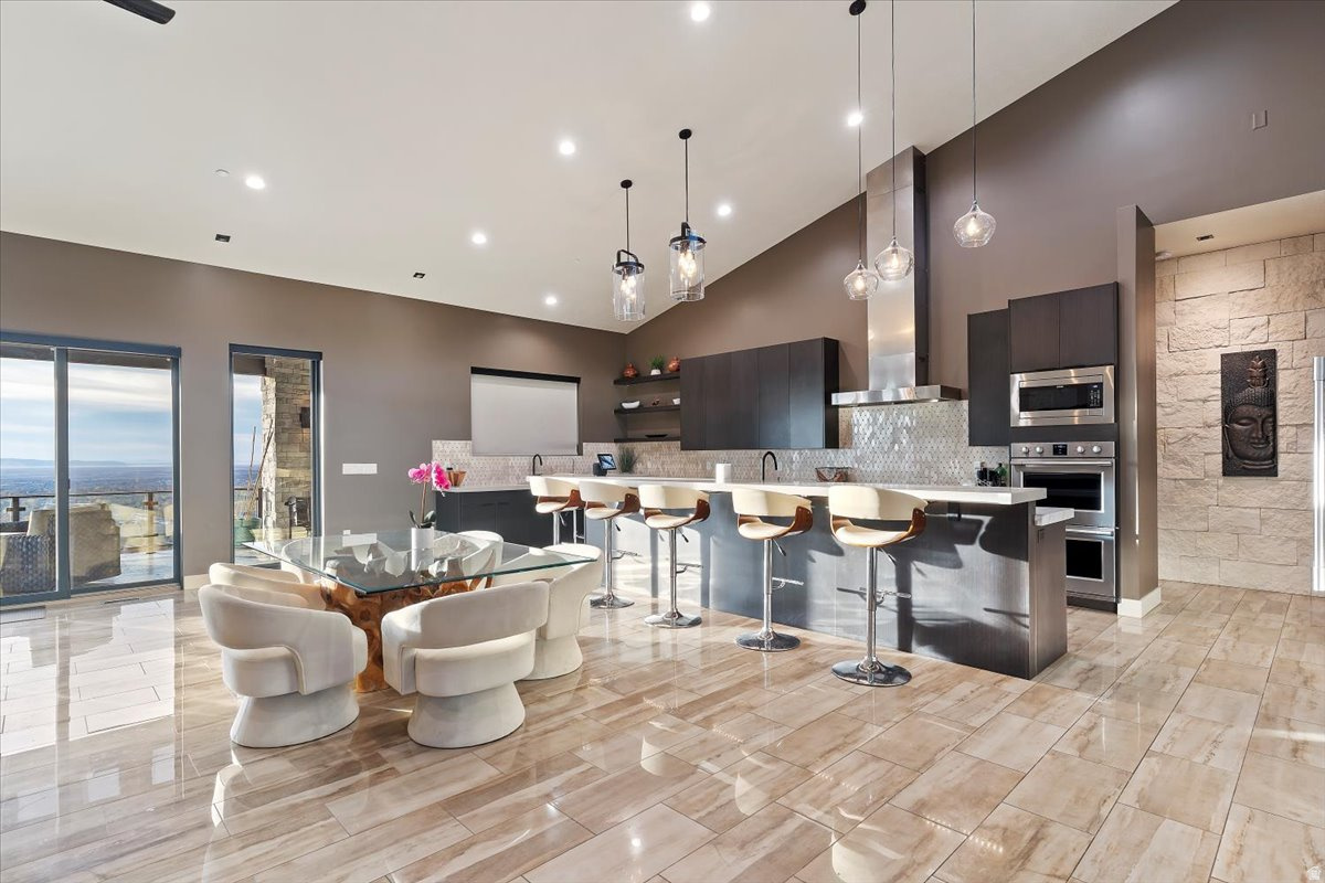 DEER CREST AT HIDDEN SPRINGS - Residential