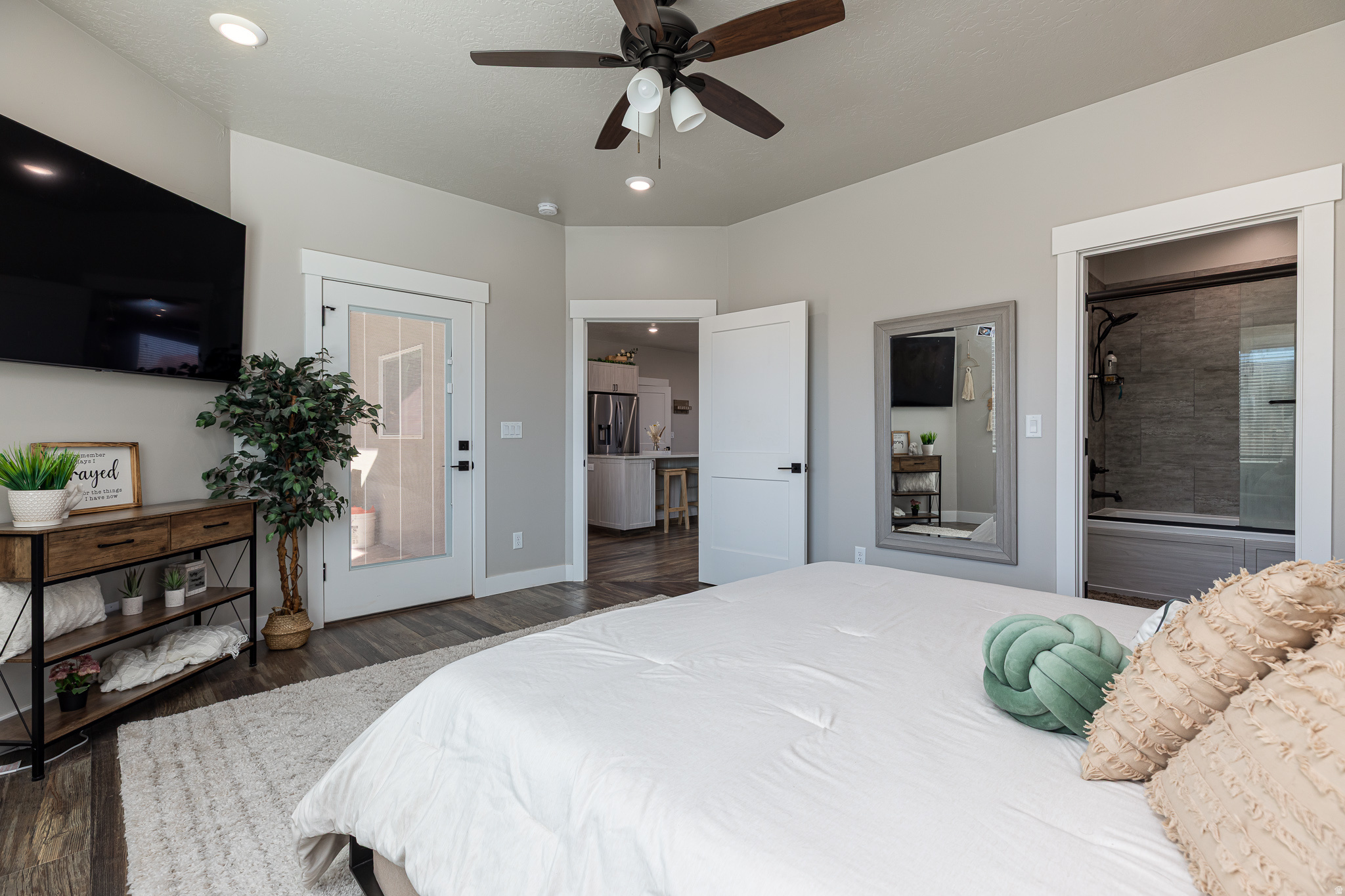 CREEKSIDE SUBDIVISION - Residential