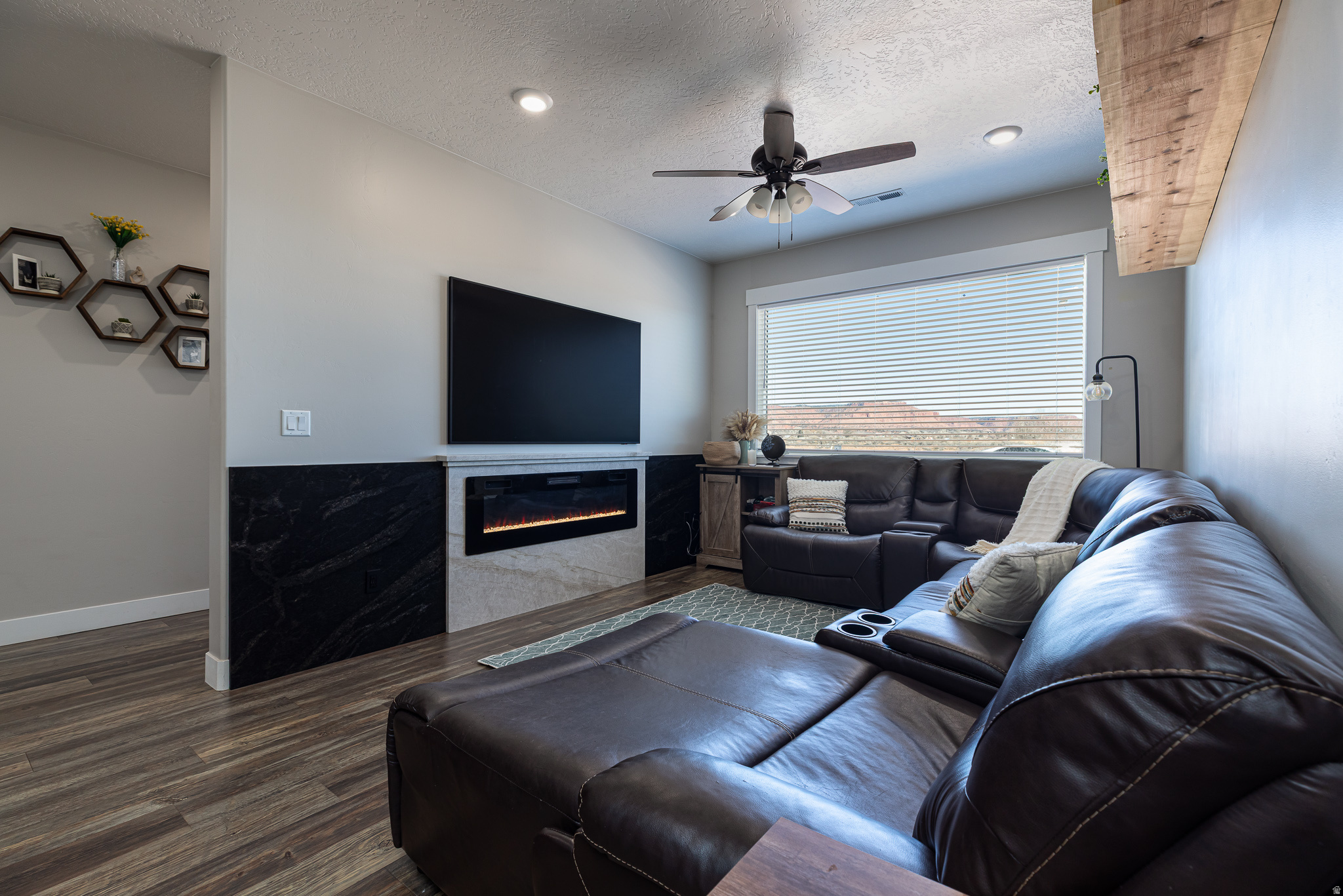 CREEKSIDE SUBDIVISION - Residential