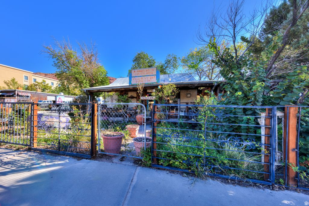 AKA ADRIFT ADVENTURES AND EKLECTIC CAFE - Commercial Sale