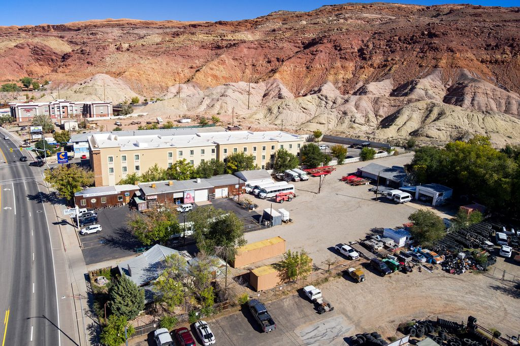 AKA ADRIFT ADVENTURES AND EKLECTIC CAFE - Commercial Sale