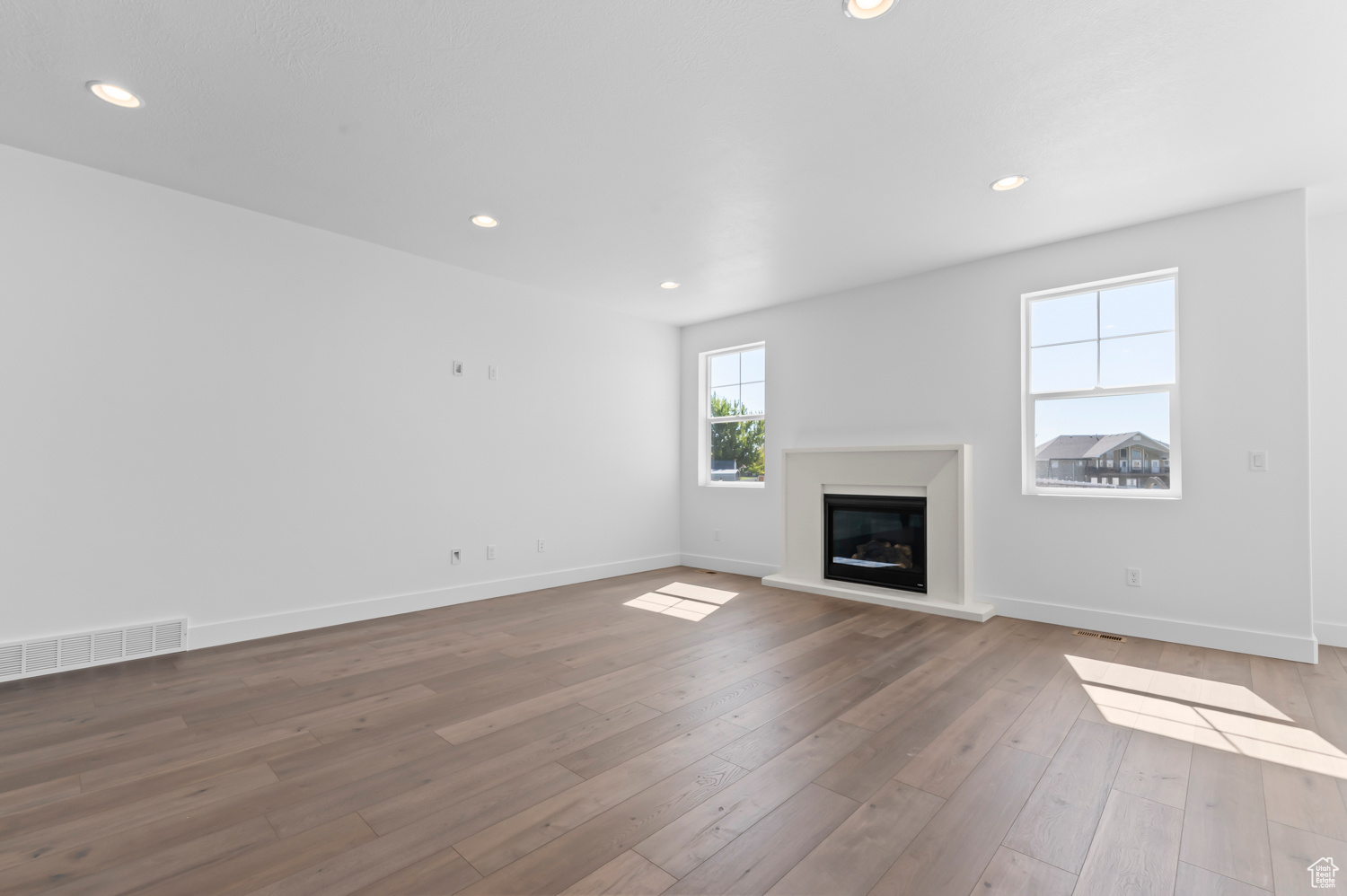 CRANEFIELD EST COLLECTION 1520 - Residential