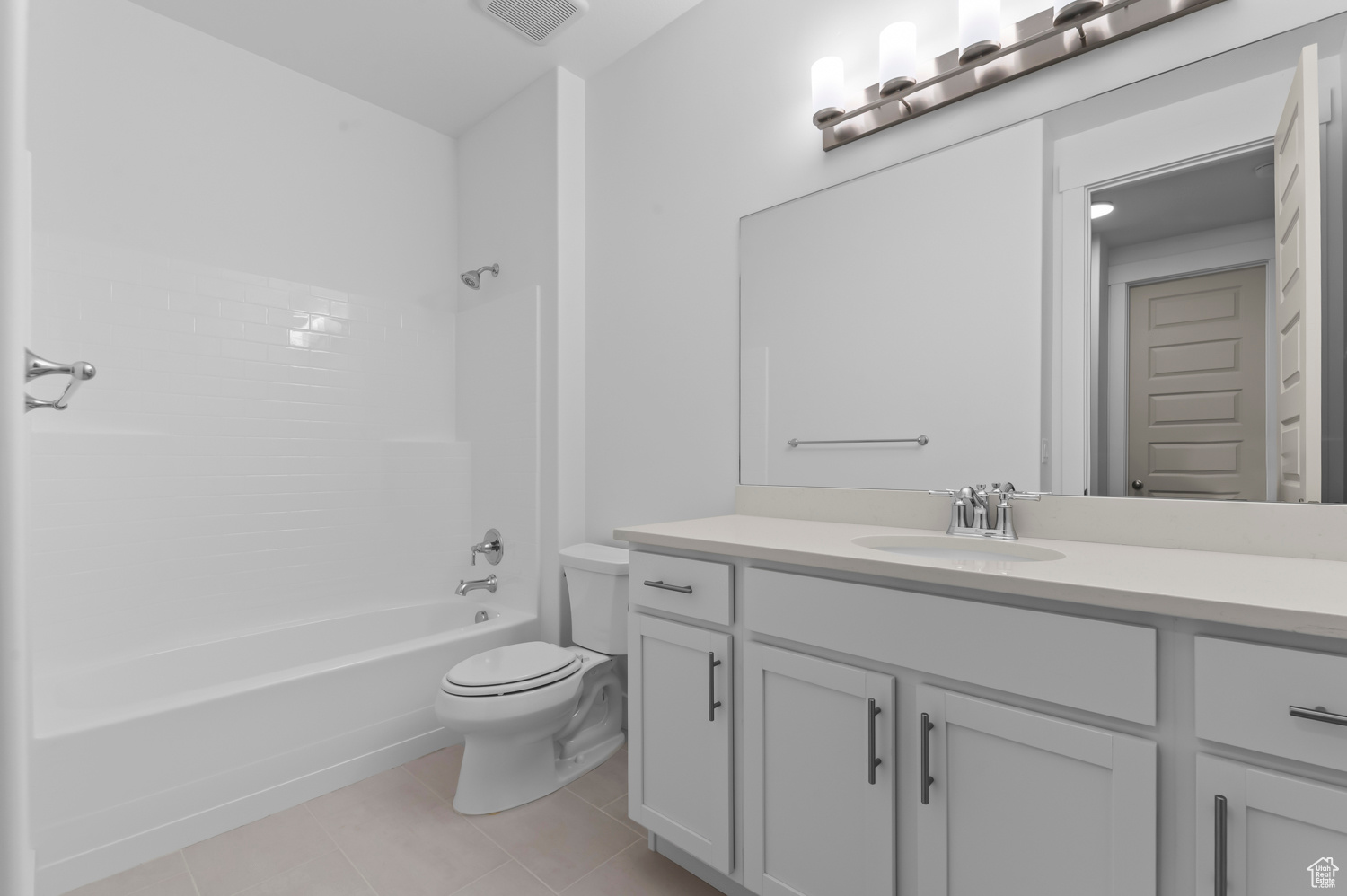 CRANEFIELD EST COLLECTION 1520 - Residential