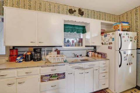 Tiny photo for 443 E 100 N, Payson, UT 84651 (MLS # 2129729)