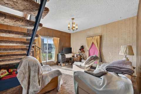 Tiny photo for 443 E 100 N, Payson, UT 84651 (MLS # 2129729)