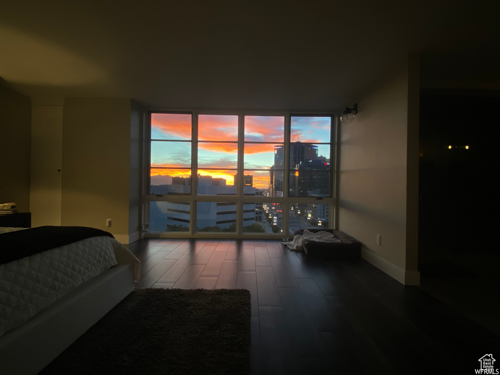 BROADWAY TOWER CONDO - Residential