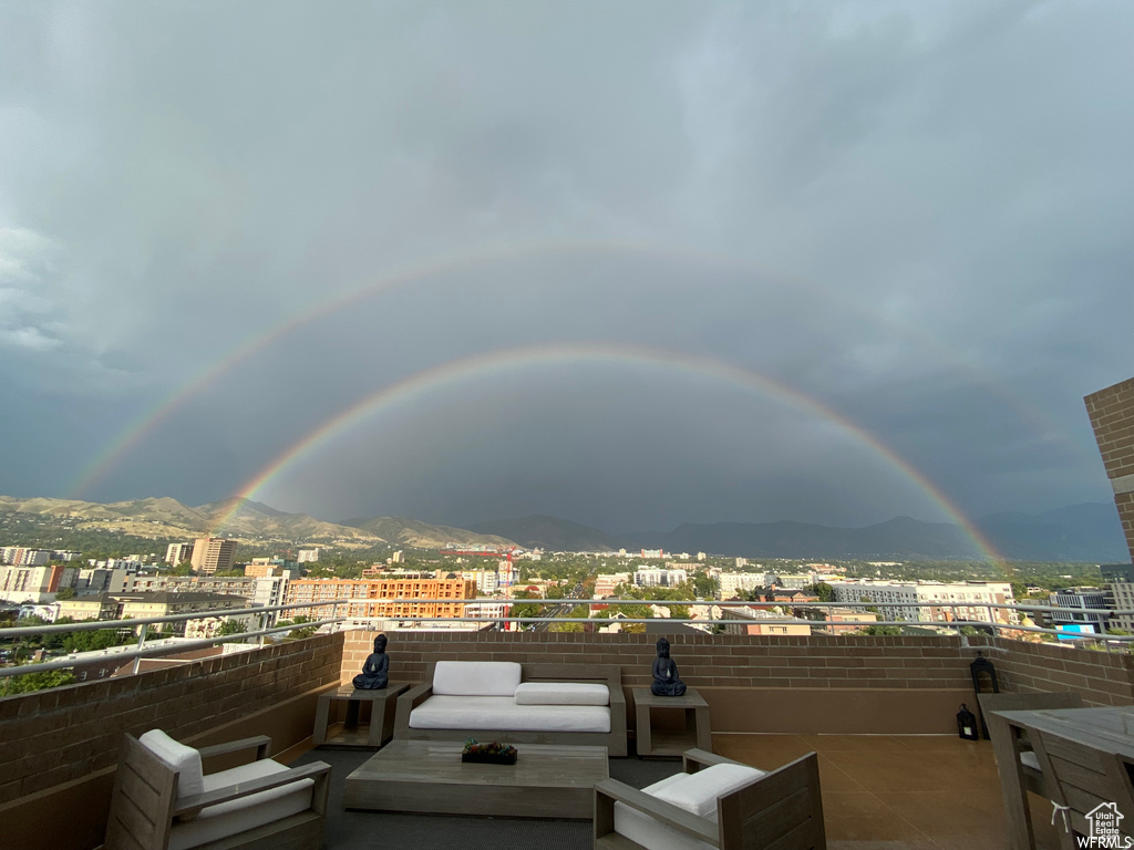 BROADWAY TOWER CONDO - Residential