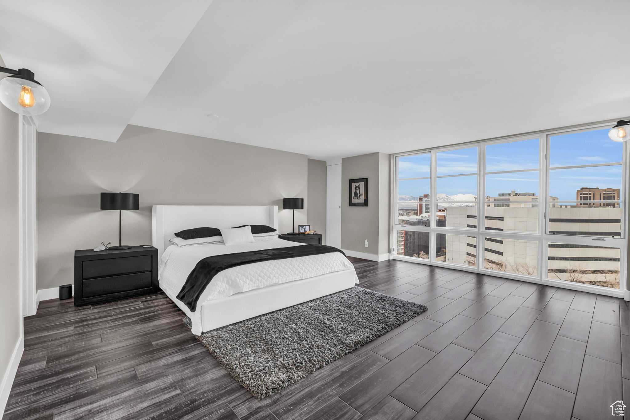 BROADWAY TOWER CONDO - Residential