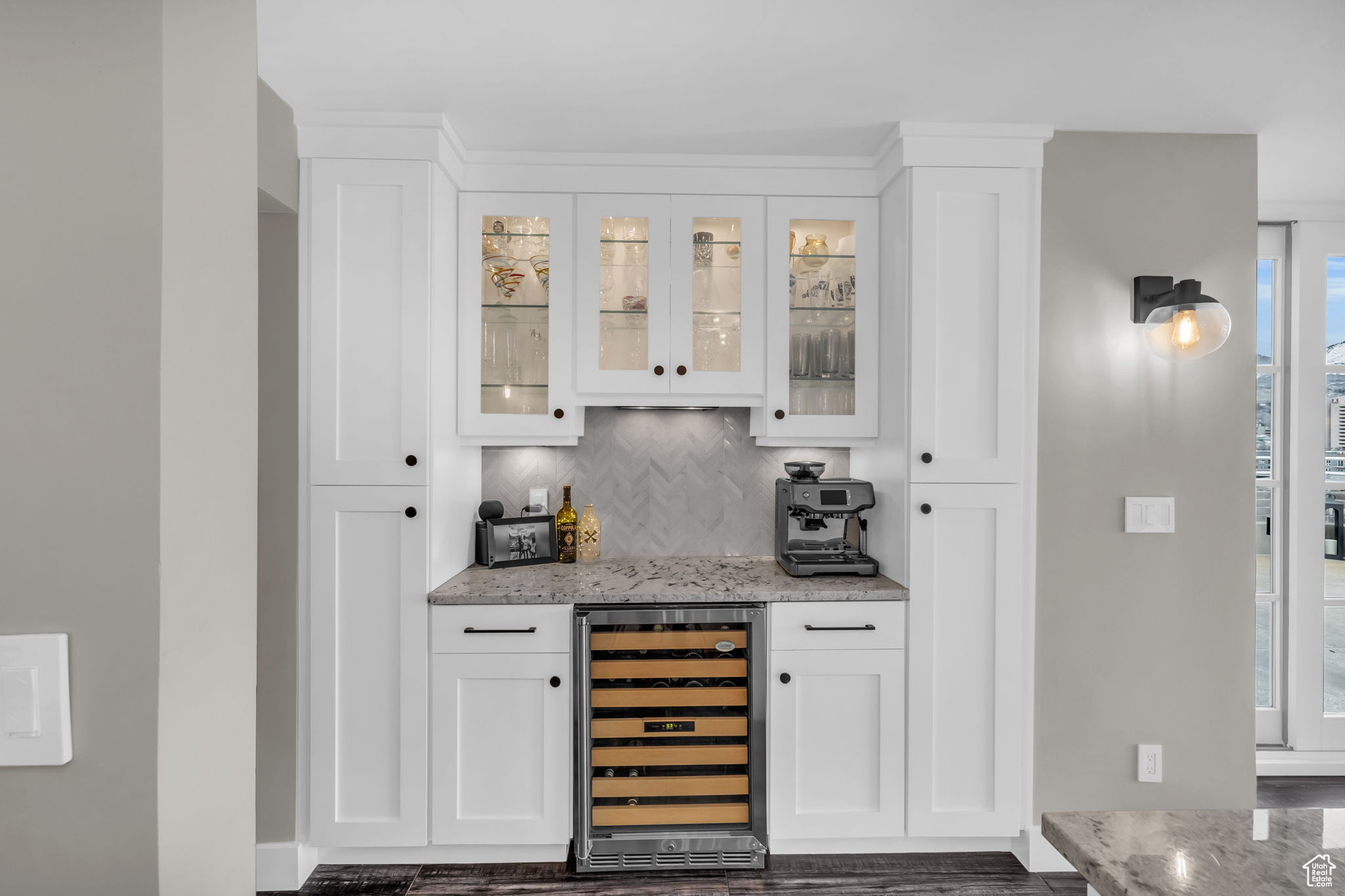 BROADWAY TOWER CONDO - Residential