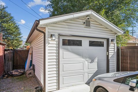 Tiny photo for 1240 S 400 E, Salt Lake City, UT 84111 (MLS # 2119038)