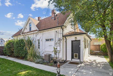 Tiny photo for 1240 S 400 E, Salt Lake City, UT 84111 (MLS # 2119038)