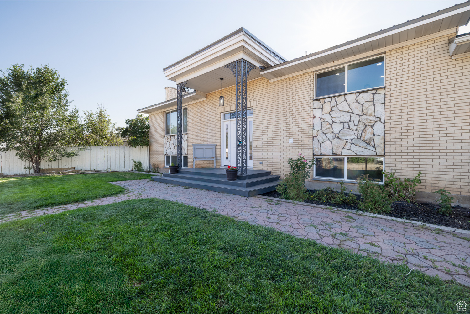 ALTAMONT TOWNSHIP B - Residential