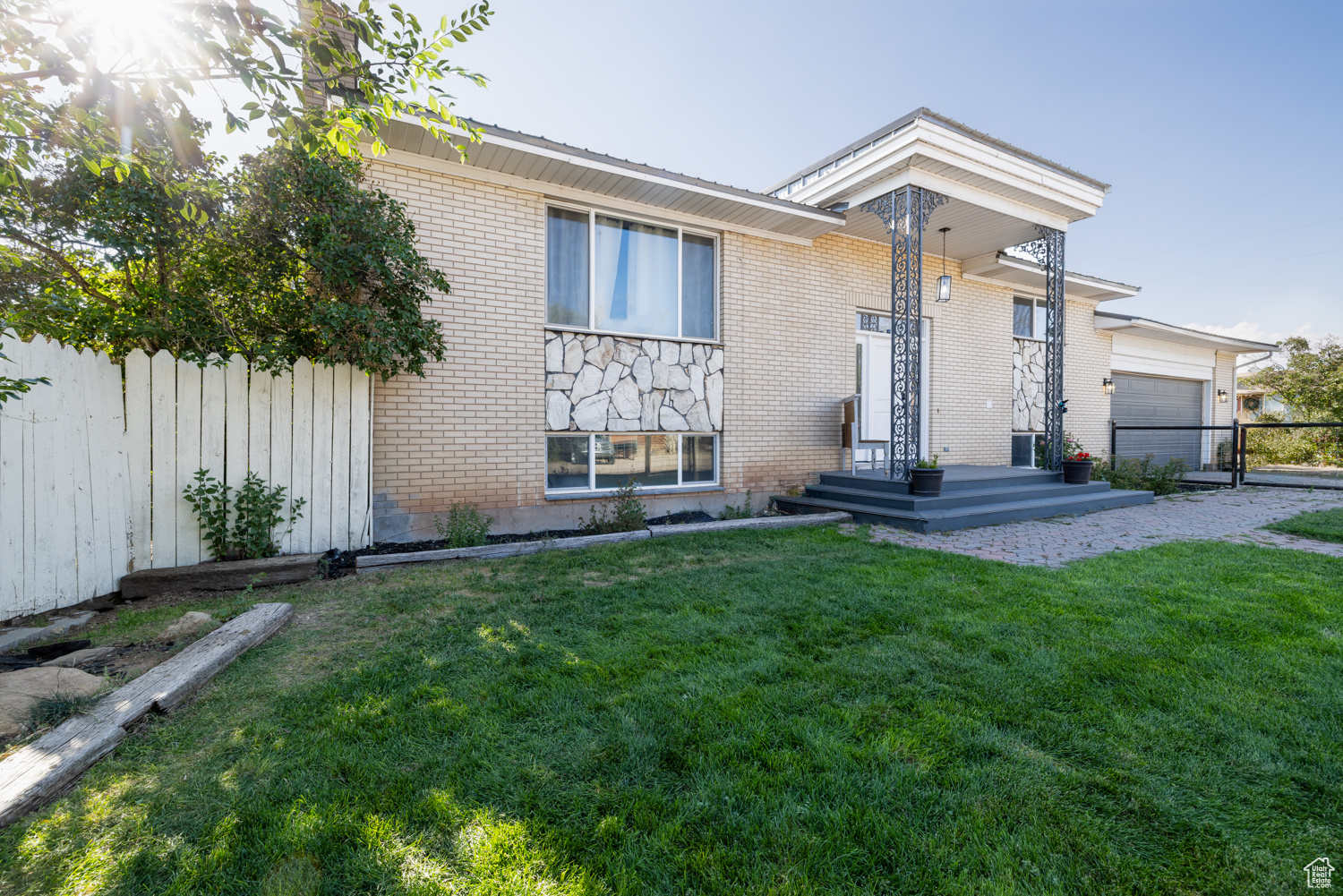 ALTAMONT TOWNSHIP B - Residential