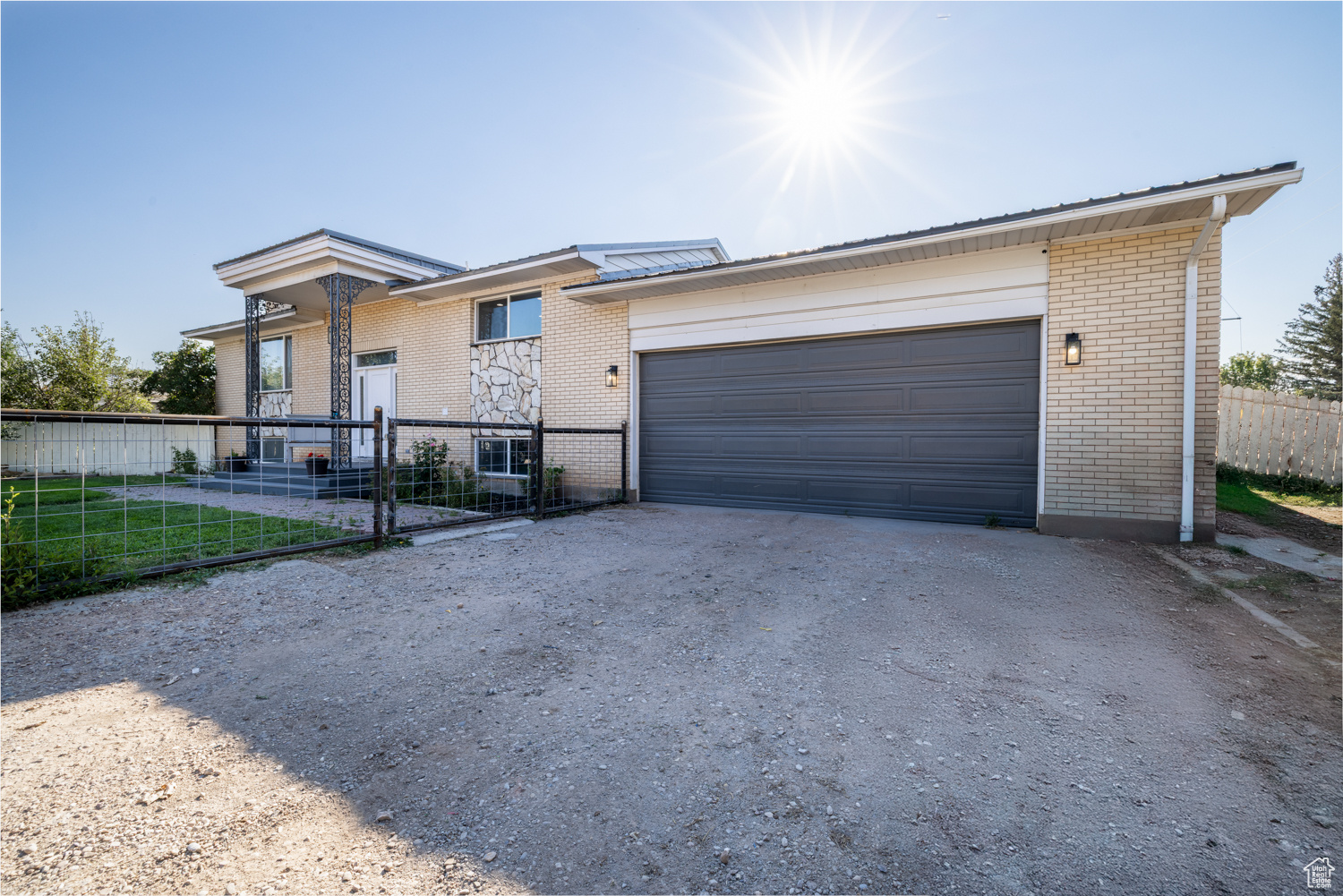 ALTAMONT TOWNSHIP B - Residential