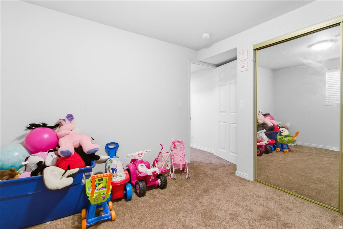 COURTSIDE - Residential