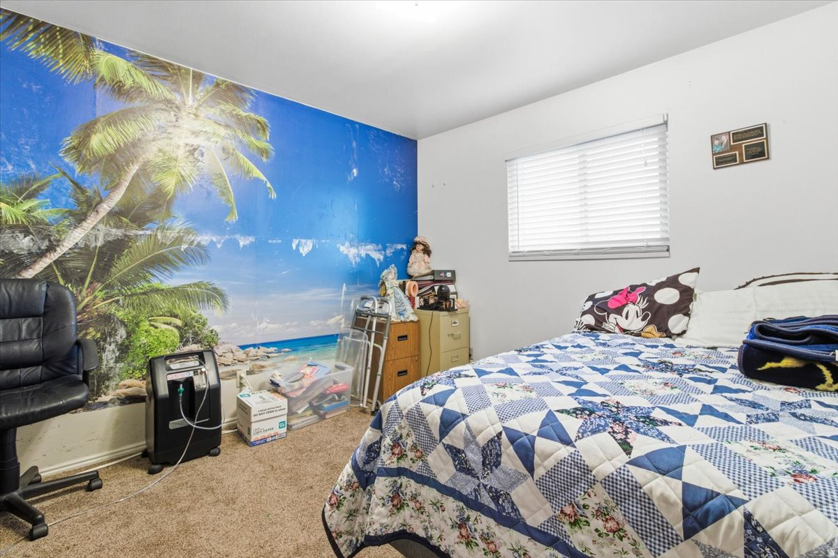 COURTSIDE - Residential