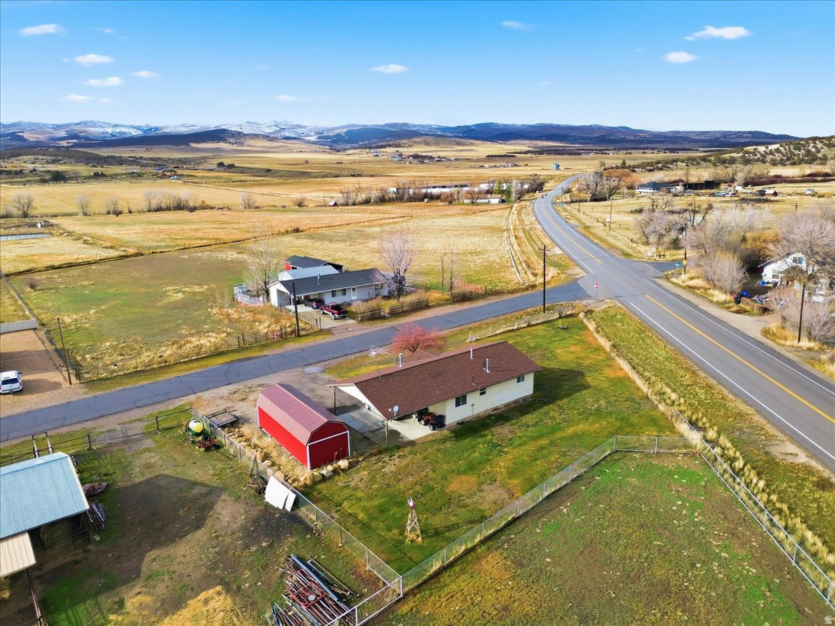 COURTSIDE - Residential