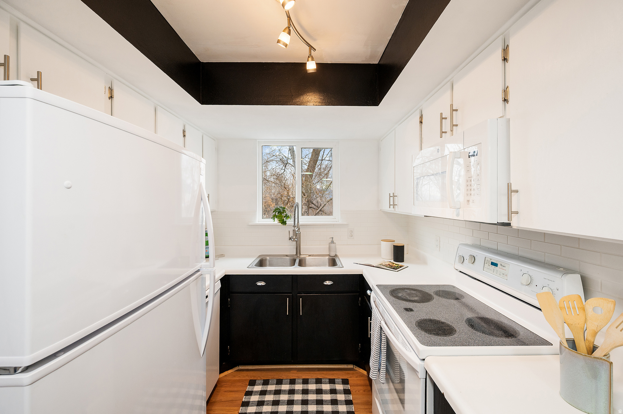 HILL CREEK - Residential