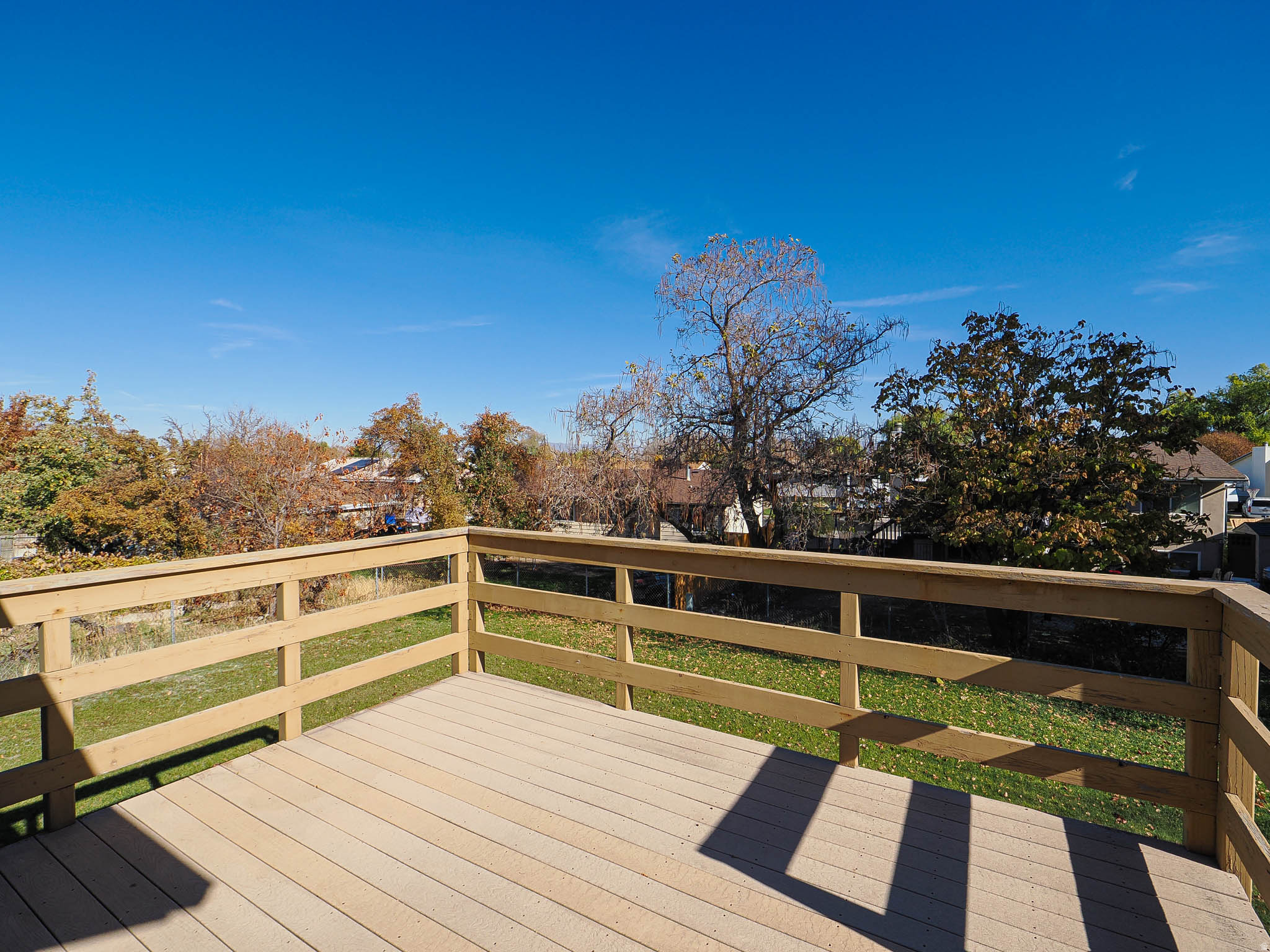 WOODLEDGE #3 - Residential