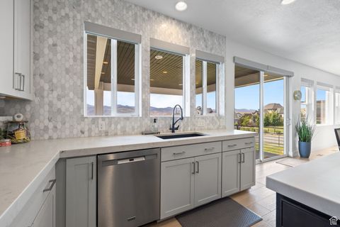 Tiny photo for 4459 N DEER RIDGE TRAIL Trl, Lehi, UT 84043 (MLS # 2101512)