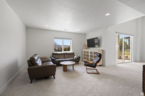 Tiny photo for 4459 N DEER RIDGE TRAIL Trl, Lehi, UT 84043 (MLS # 2101512)