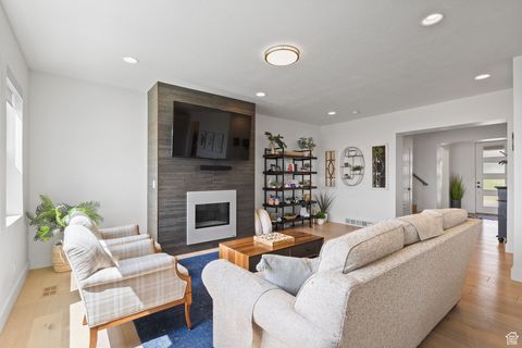 Tiny photo for 4459 N DEER RIDGE TRAIL Trl, Lehi, UT 84043 (MLS # 2101512)