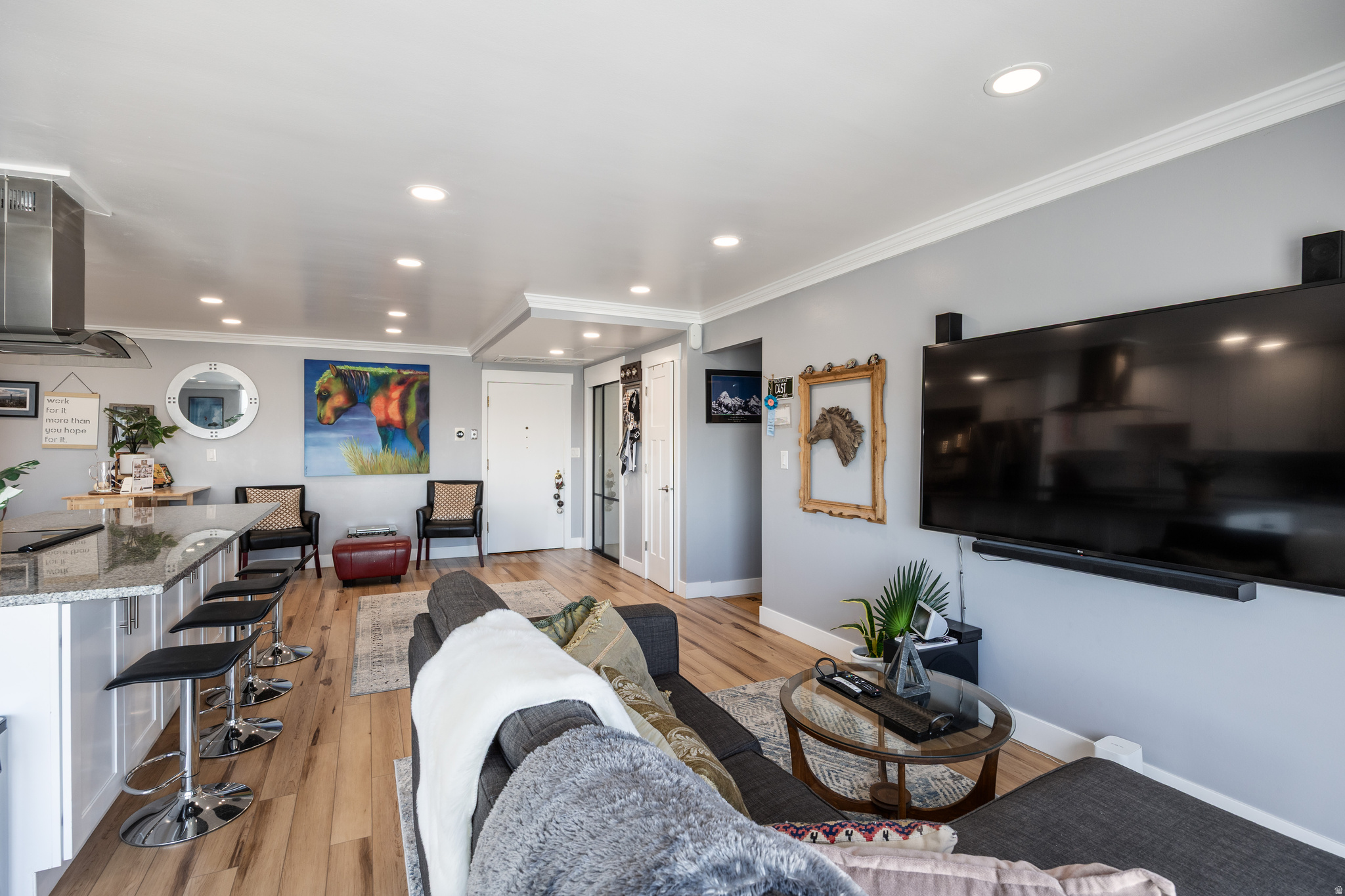 BONNEVILLE TOWER - Residential