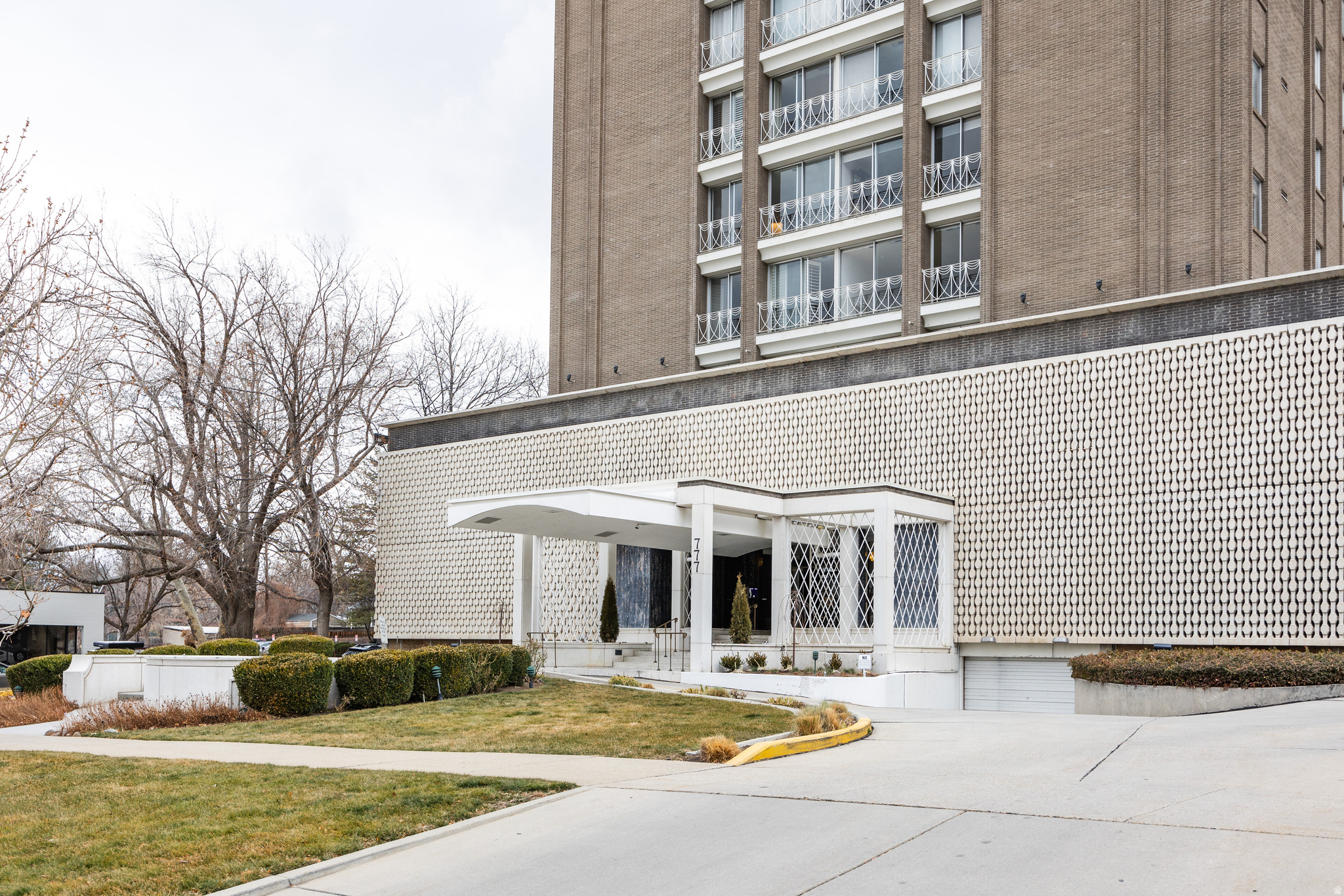 BONNEVILLE TOWER - Residential