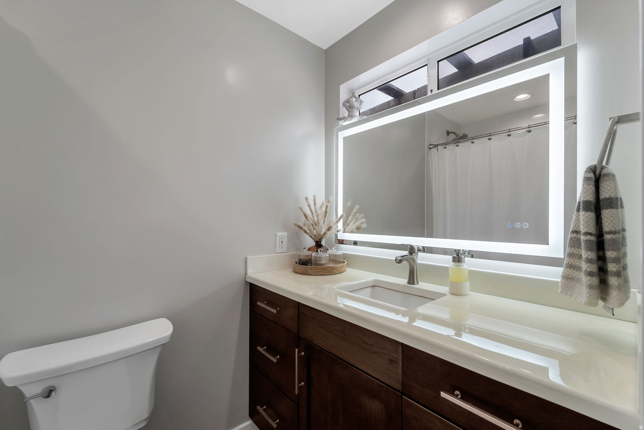 RIVERTON VILLAGE - Residential