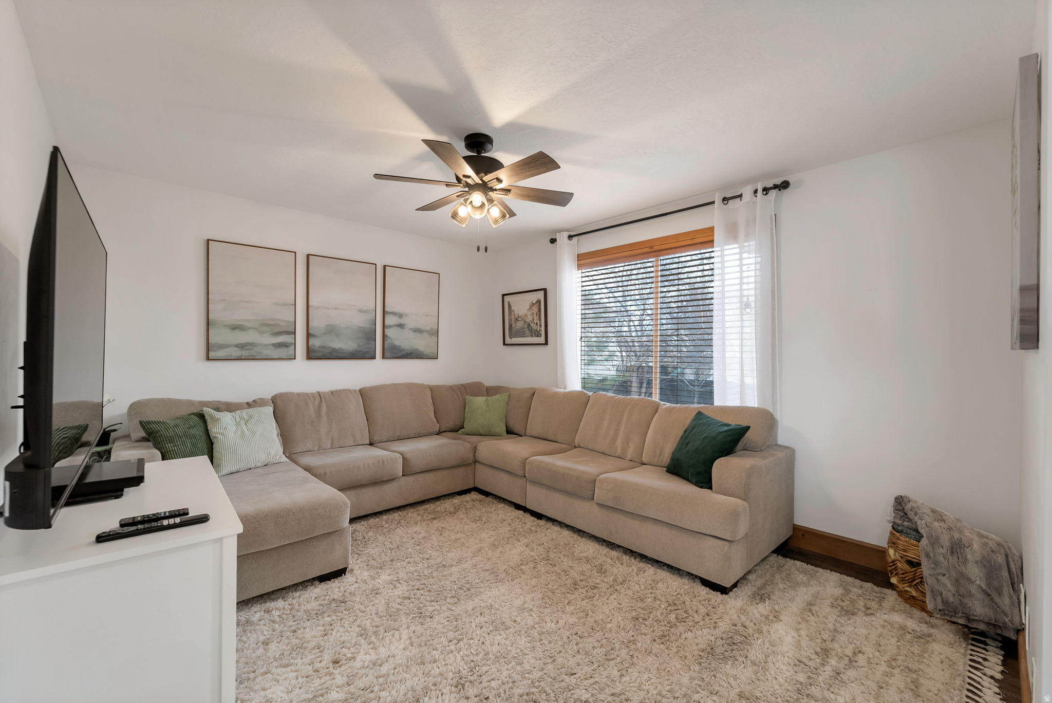 RIVERTON VILLAGE - Residential