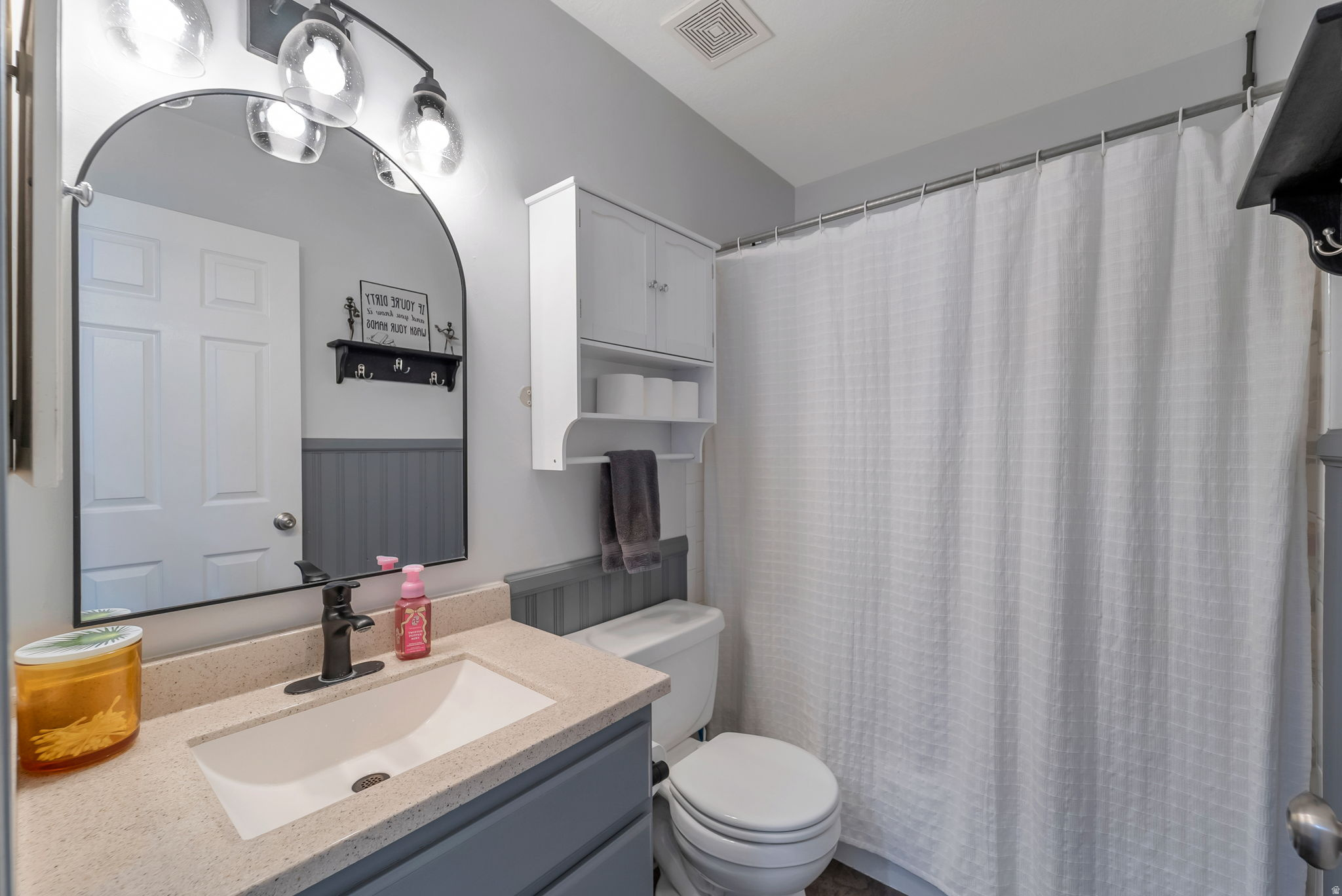 RIVERTON VILLAGE - Residential