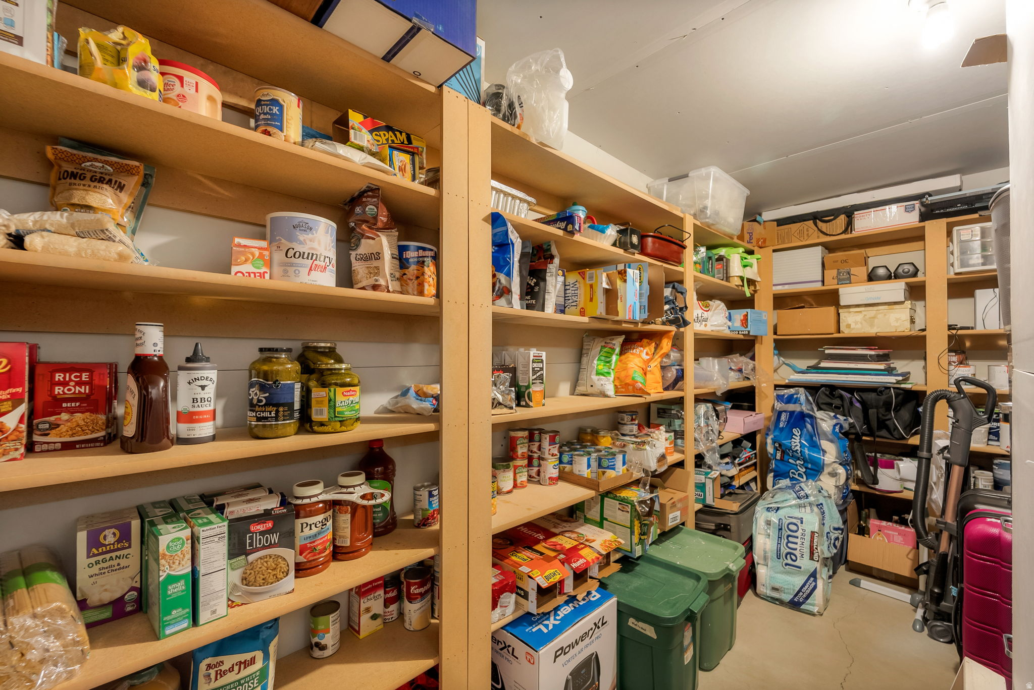 RIVERTON VILLAGE - Residential