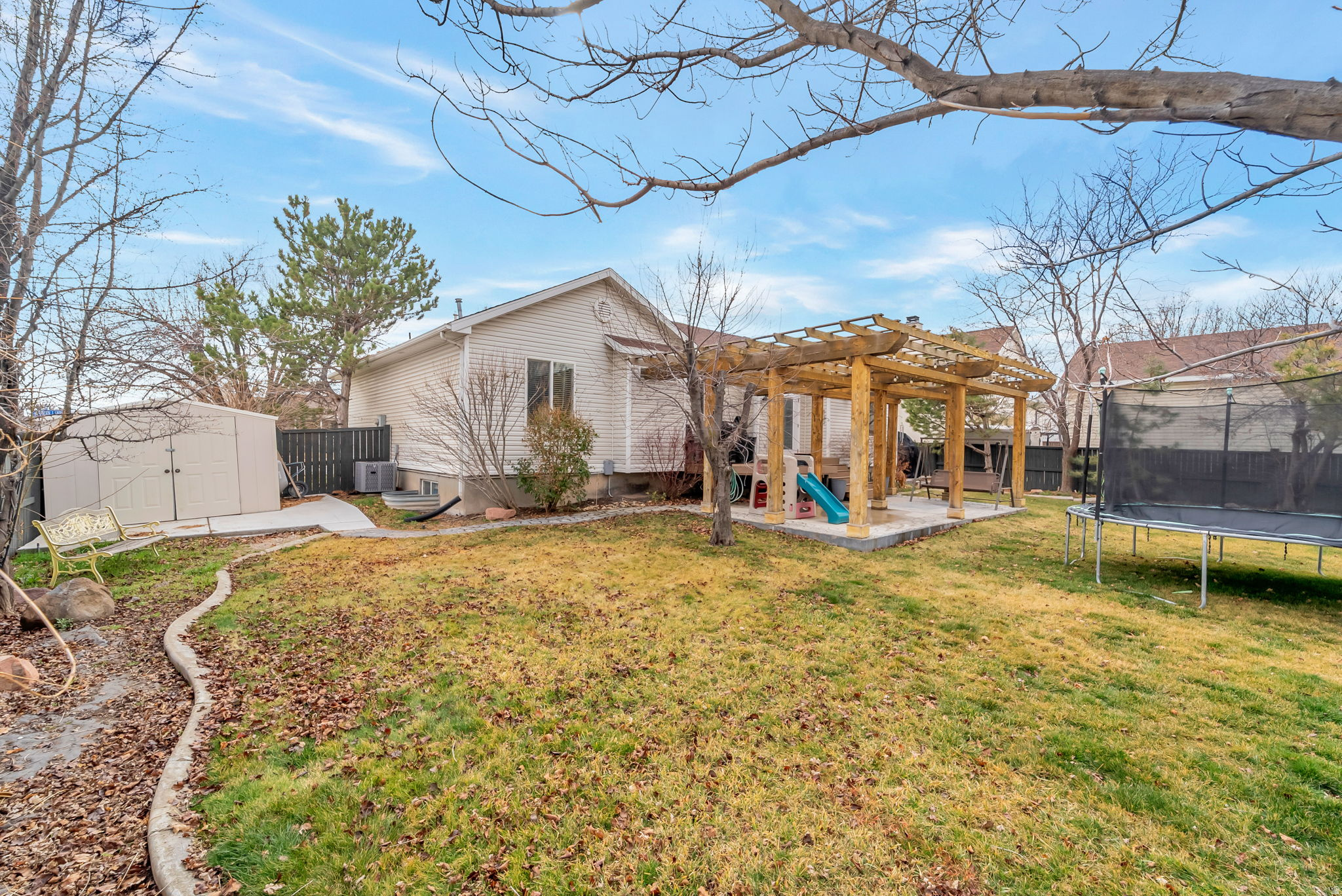 RIVERTON VILLAGE - Residential