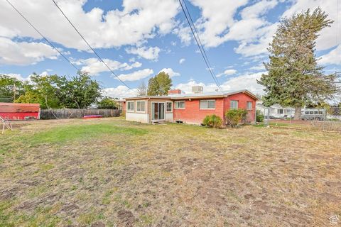 Tiny photo for 209 W MILLCREEK WAY S, Tooele, UT 84074 (MLS # 2115704)