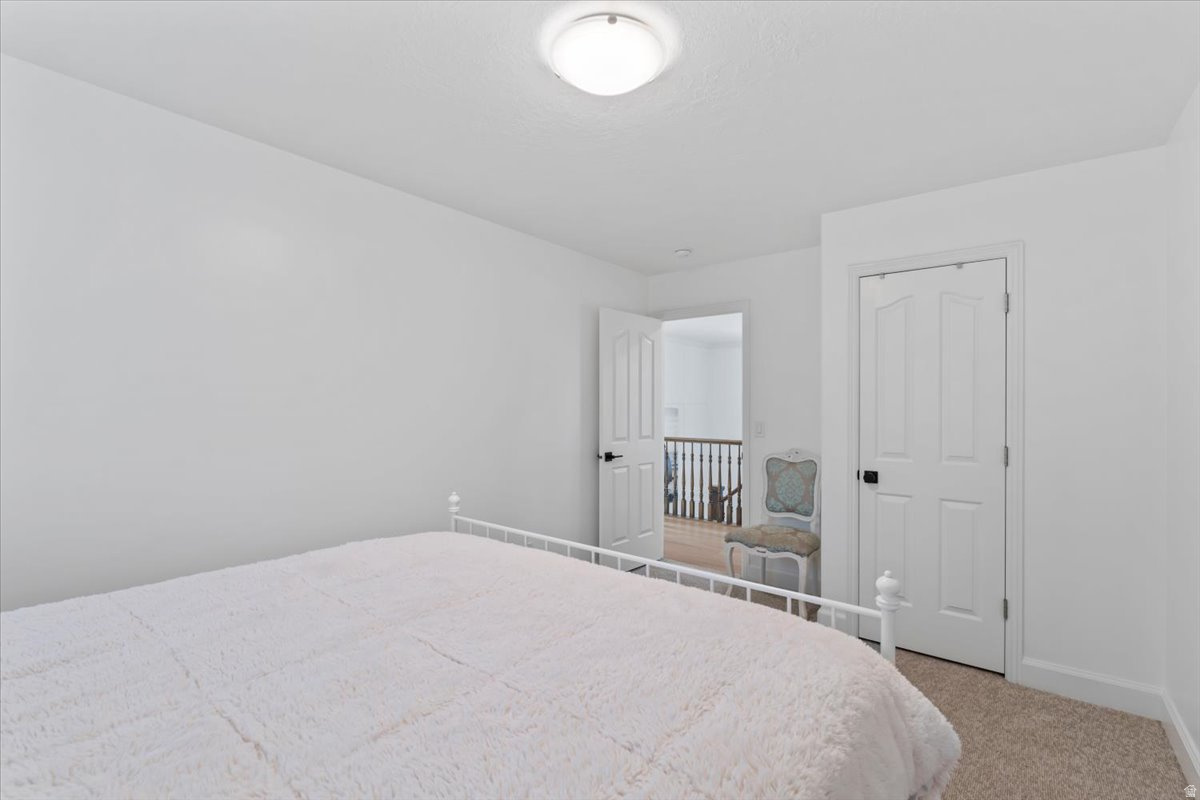 HUNTER'S POI - Residential