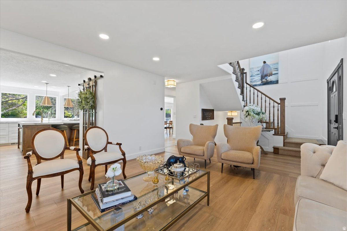 HUNTER'S POI - Residential