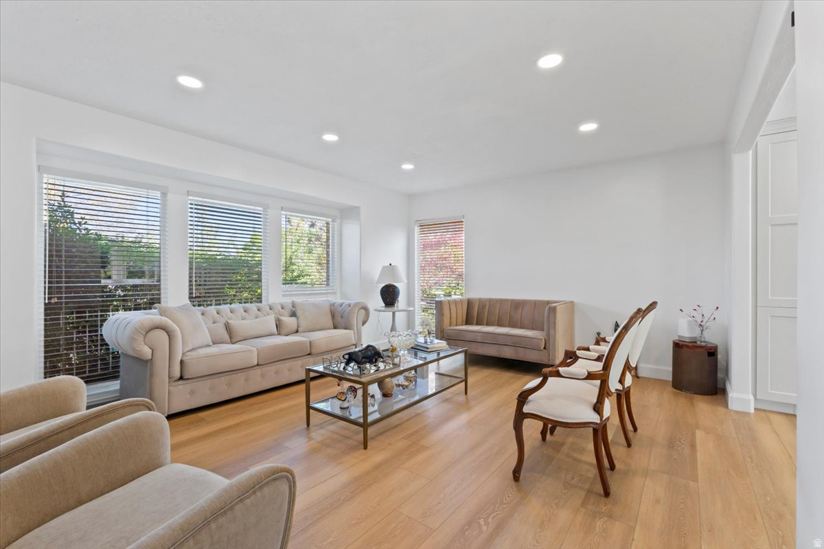 HUNTER'S POI - Residential