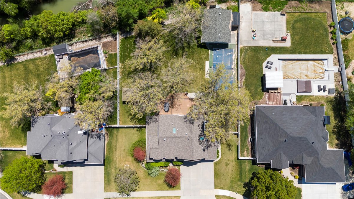 HUNTER'S POI - Residential