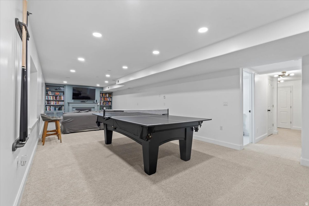 HUNTER'S POI - Residential