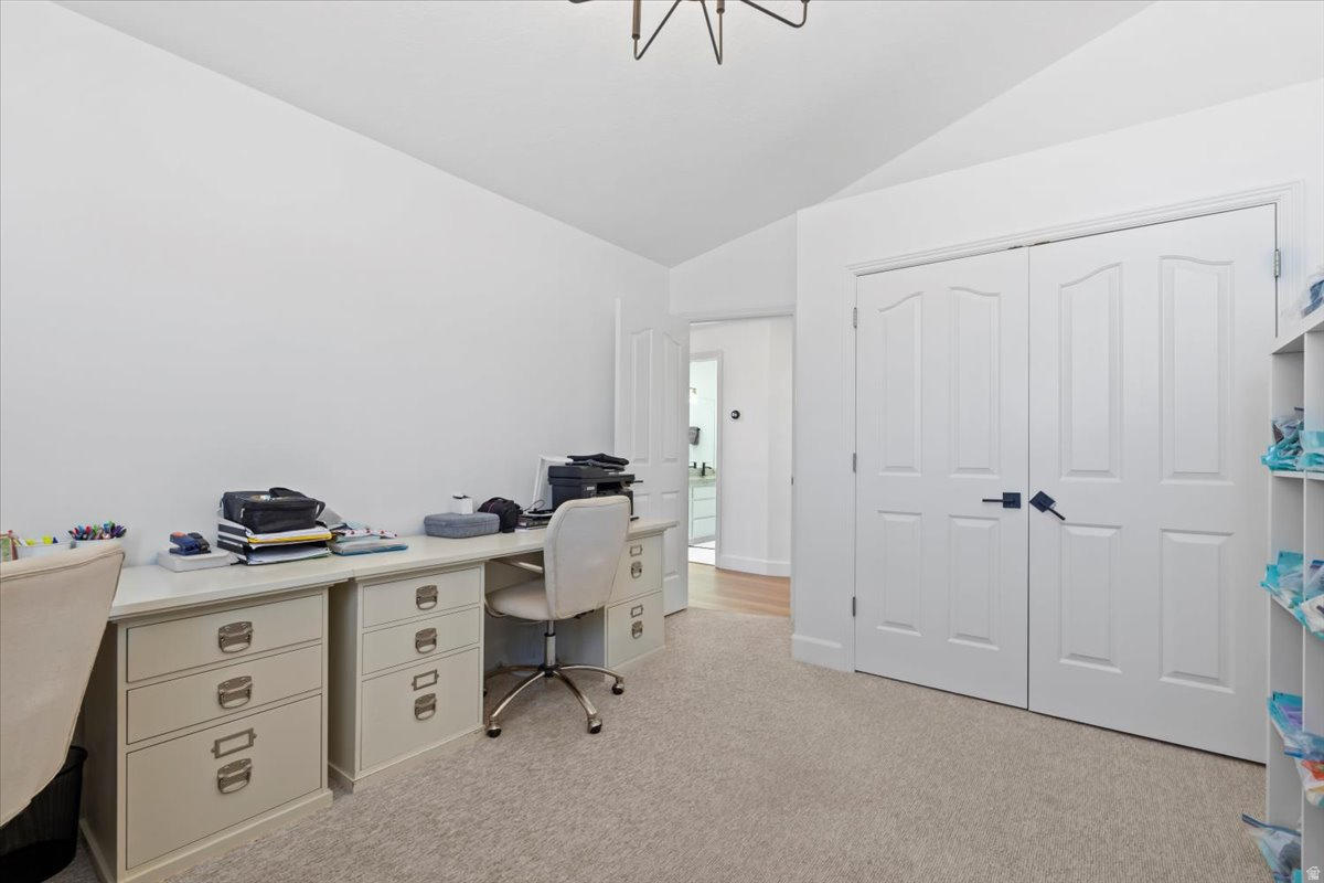 HUNTER'S POI - Residential